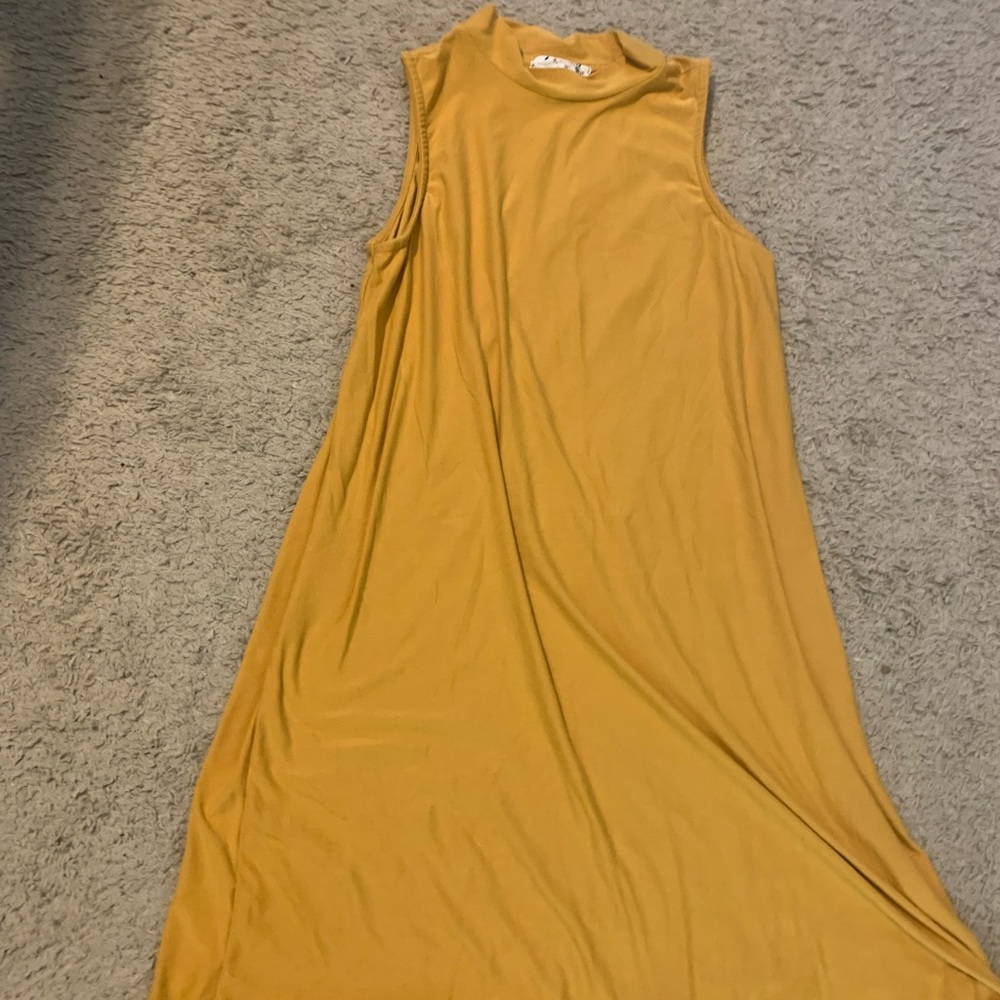 Yellow sleeveless dress